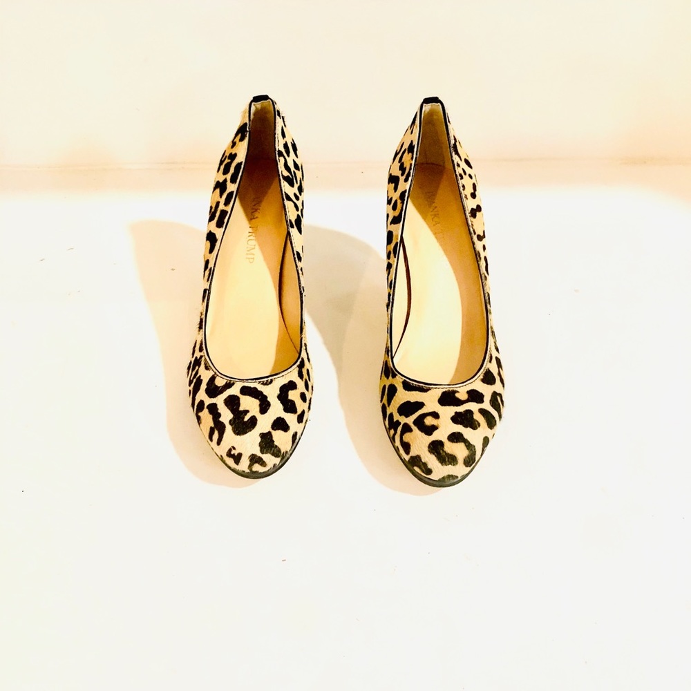 Ivanka Trump horse hair cheetah pumps - Picture 2 of 7